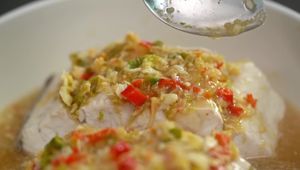 Easy Thai Steamed Fish: No Steamer Needed!