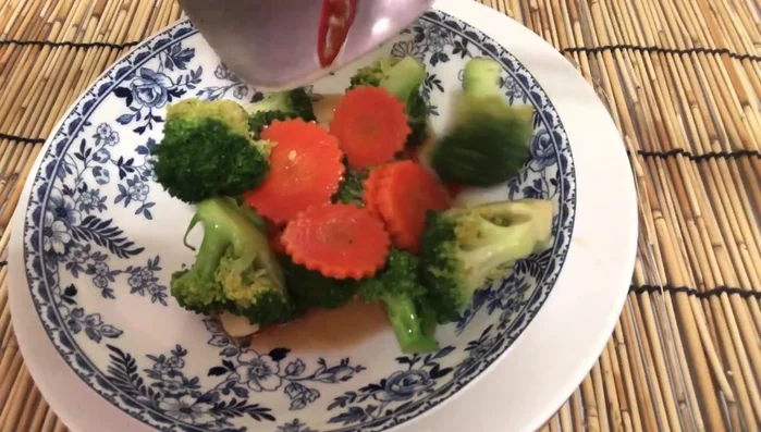 Serve and enjoy your delicious Thai-style shrimp and broccoli stir-fry!