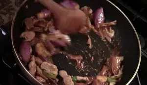 Thai Eggplant Stir Fry with Pork: A Simple Recipe