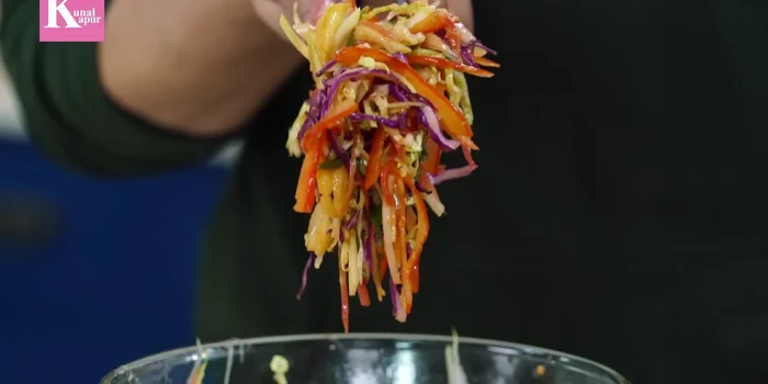 Chill and serve: Refrigerate the salad for at least 5 minutes before serving to allow the flavors to meld and the vegetables to chill.