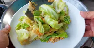 Dry-Fried Cabbage with Eggs: A Simple, Delicious Recipe