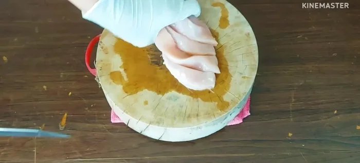 Cut the chicken breast into bite-sized cubes.