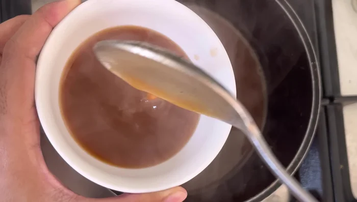 Optional: Add chili flakes, chopped coriander leaves, and roasted rice powder for extra flavor.