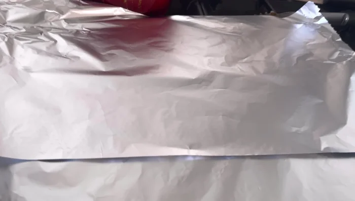 Serve the grilled chicken with the dipping sauce.