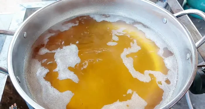 Bring the water to a boil.