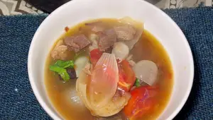 Delicious Beef Soup: Tender Meat, Aromatic Broth - Easy Recipe