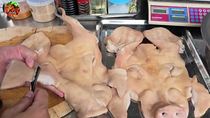 Shave the pig mask hair and thin out any thick parts. Wash and clean thoroughly.