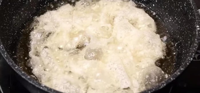Once the noodles are set, use a high heat setting (e.g., 2000 watts on an induction stove) to crisp them further.