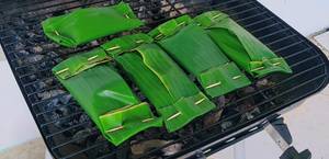 Grilled Sticky Rice with Taro Filling: Easy Thai Recipe