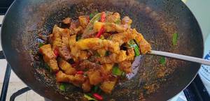 Southern Spicy Pork Belly Curry: A Simple, Soft, & Delicious Recipe