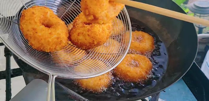 Remove from pan and serve with your favorite dipping sauce (e.g., sweet chili sauce, plum sauce).