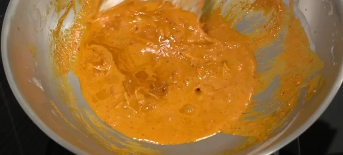 Thicken the sauce as needed by adding water or more coconut milk.