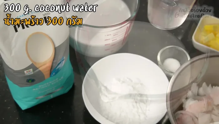 Prepare coconut sauce: Combine young coconut meat, coconut milk, sugar, salt, flour, and butter. Cook over medium heat, stirring constantly, until thickened.