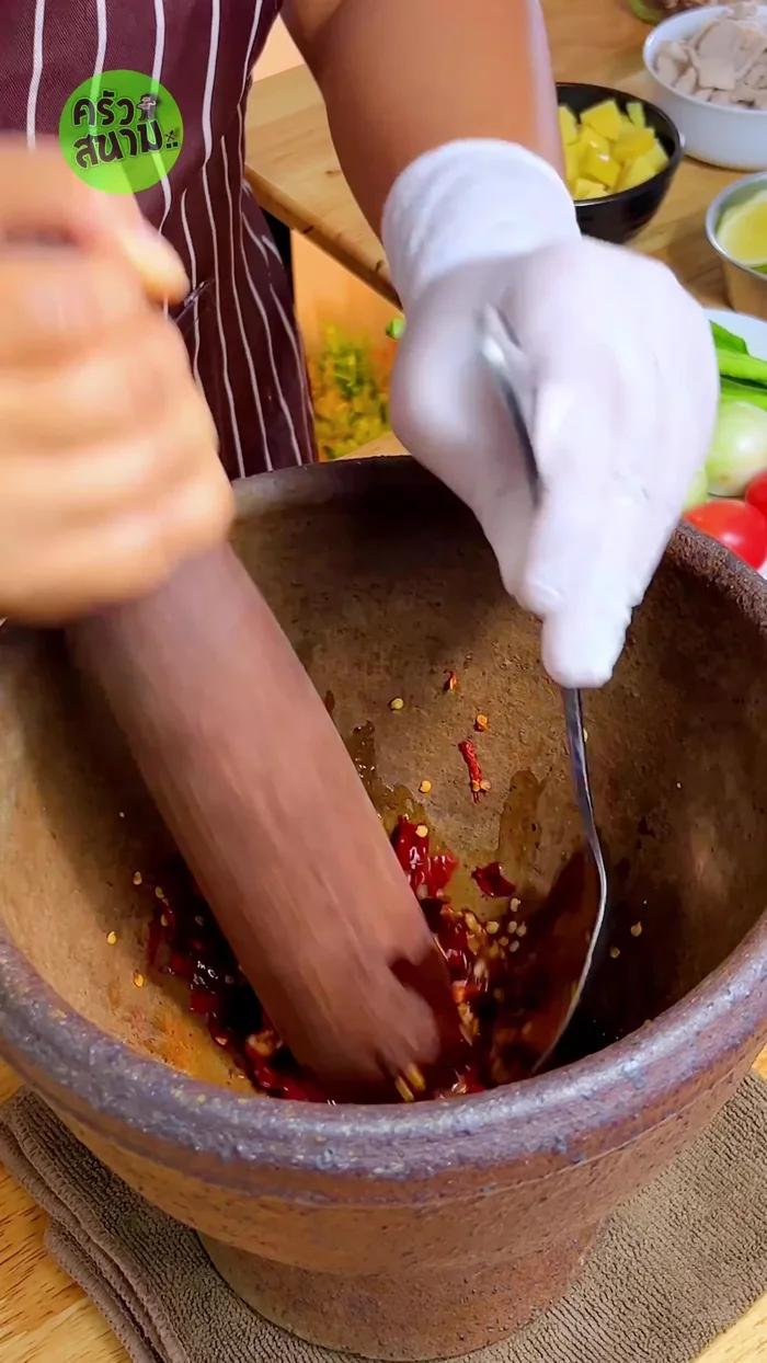 Add tomatoes, eggplant, beans, and long beans (as desired).