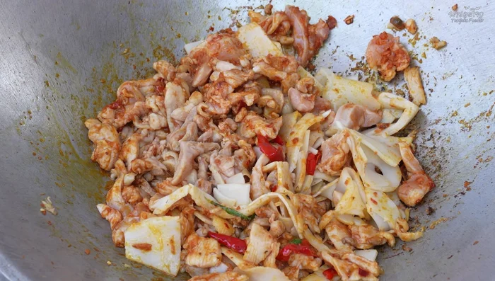 Add a little water and the prepared sauce mixture.