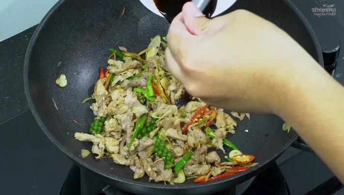 Add sauce: Pour in the prepared sauce and stir-fry until everything is well combined and heated through.
