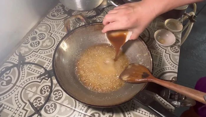 Add a small amount of tamarind juice.