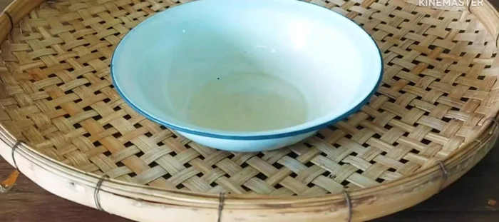 Serve hot with sticky rice.