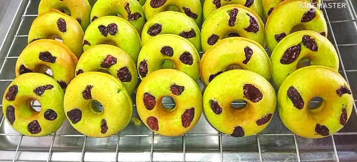 Once cool, package the donuts.