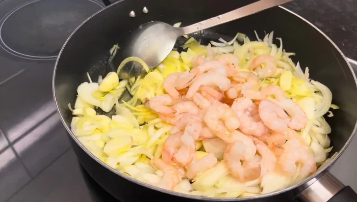 Clean prawns