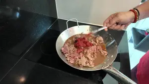 Thai-Style Chili with Spaghetti: A Budget-Friendly Recipe