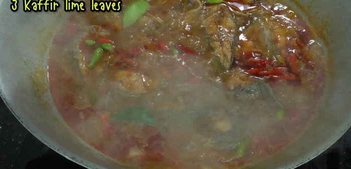 Add kaffir lime leaves and cook until fragrant.