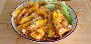 Crispy Fried Egg with Delicious Sauce: Easy High-Protein Recipe