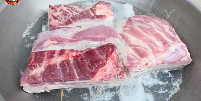 If possible, sun-dry the pork belly for 2-3 hours or overnight to puff up the skin. Alternatively, dry it for 8 hours.