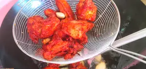 Crispy Thai Garlic Fried Chicken: Easy Recipe