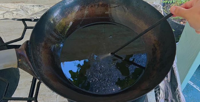 Heat vegetable oil in a pan over medium heat.