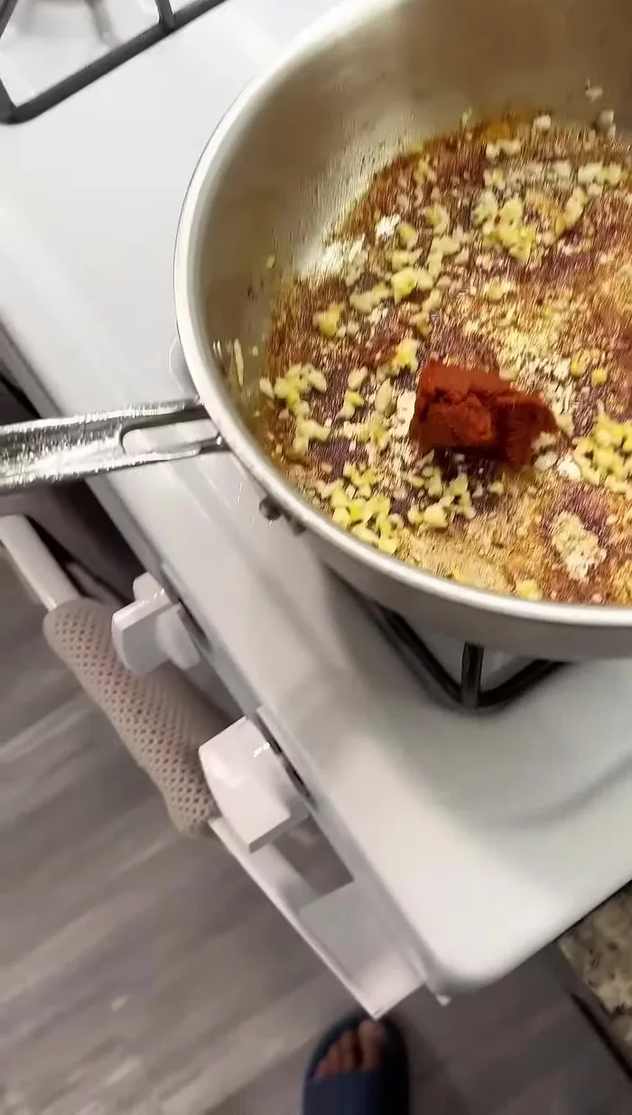 Add ginger and garlic.
