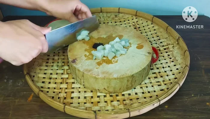 Peel and devein the shrimp. Wash and set aside. You can use as many shrimp as you desire.