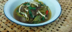 Delicious Mushroom Curry with Chinese Spinach: A Simple Thai Recipe