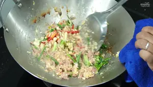 Delicious Fried Pork Sausage with Eggs: Easy Recipe