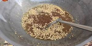 Sun-Dried Small Chicken Fried in Fish Sauce: A Recipe for Success