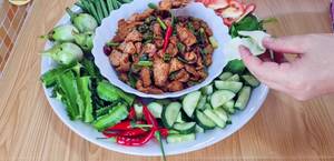 Thai Roasted Pork Shoulder Salad Recipe (Moo Nam Tok)