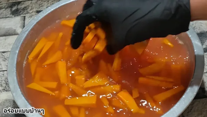 Rinse the soaked pumpkin with water 3 times.
