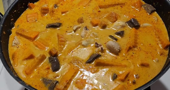 Season with fish sauce and sugar. Stir gently.