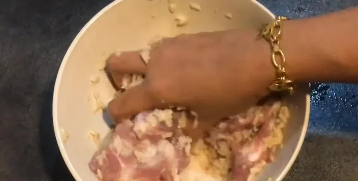 Mix all ingredients thoroughly with your hands for 15 minutes.