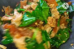 Delicious Pad See Ew with Chicken: Easy Thai Noodle Recipe
