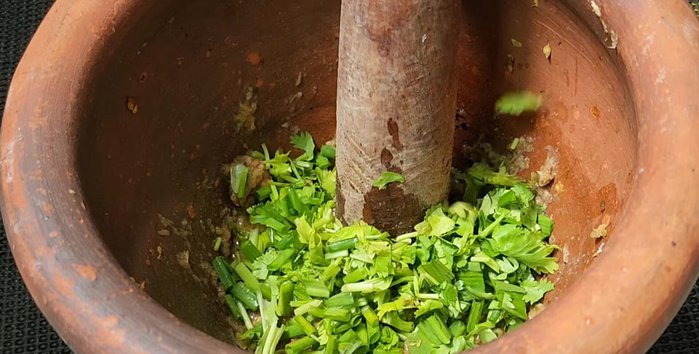 Add coriander and parsley. Mix thoroughly.