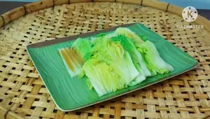 Budget-Friendly Stir-fried Cabbage with Mussels: A Quick & Easy Recipe