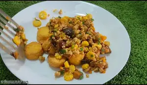 Crispy Egg Tofu with Stir-fried Minced Pork & Vegetables