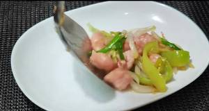 Bouncy Pork with Ginger Stir-fry: Easy Family Recipe