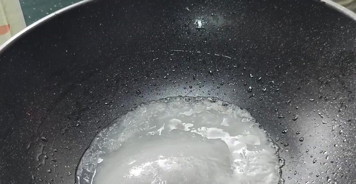 Let the cooked noodle sheet cool completely before removing it from the pan. Oil the pan again before cooking the next sheet to prevent sticking.