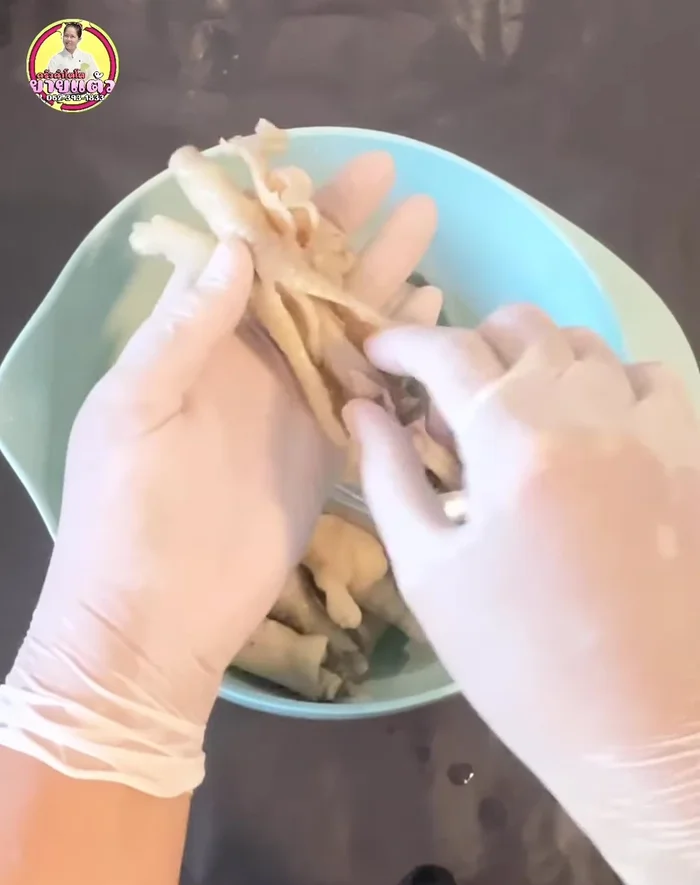 Break the large bones. [174.92]