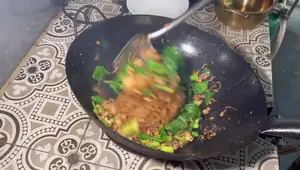 Pad See Ew Recipe: Delicious Stir-Fried Noodles