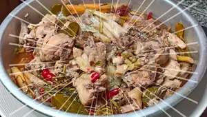 Steamed Tanawsri Chicken with Fragrant Herbs: Easy Thai Recipe