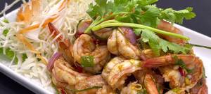 Spicy & Herbal Prawn Stir-Fry: A Thai Delight