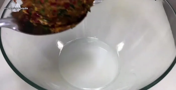 Additional steps for serving, garnishing or additional sauces.